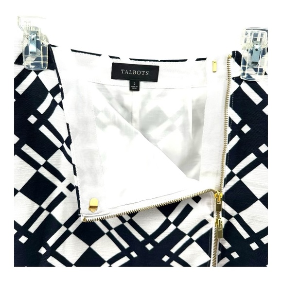 Talbots Women’s 2 Black White Skirt Pencil Zip Geometric Straight Office Career - Picture 3 of 12